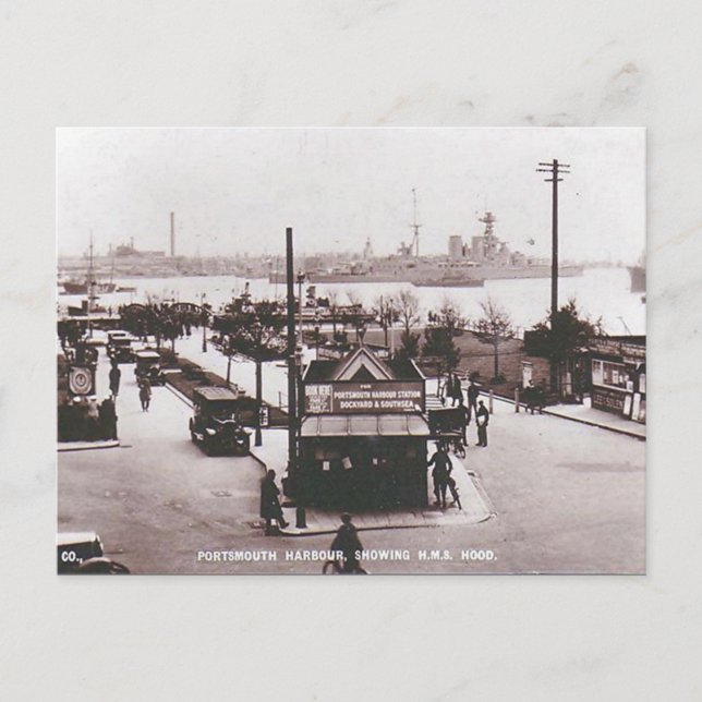 Ancienne carte postale - HMS Hood, Port de Portsmo (Devant)