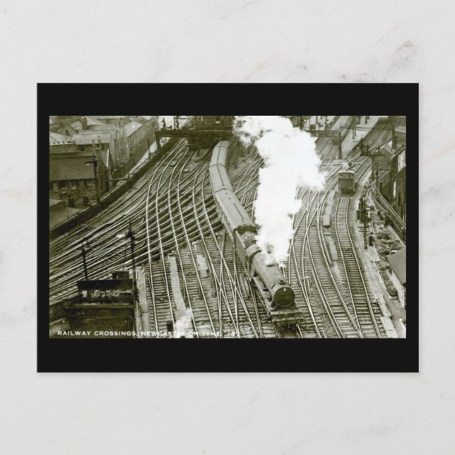 Ancienne carte postale - Passage à niveau, Newcast (Devant)