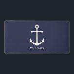Ancre bleue marine et nom personnalisé<br><div class="desc">Souris minimaliste moderne avec ancre blanche avec nom personnalisé en blanc style de police sans serif moderne sur arrière - plan bleu marine.</div>