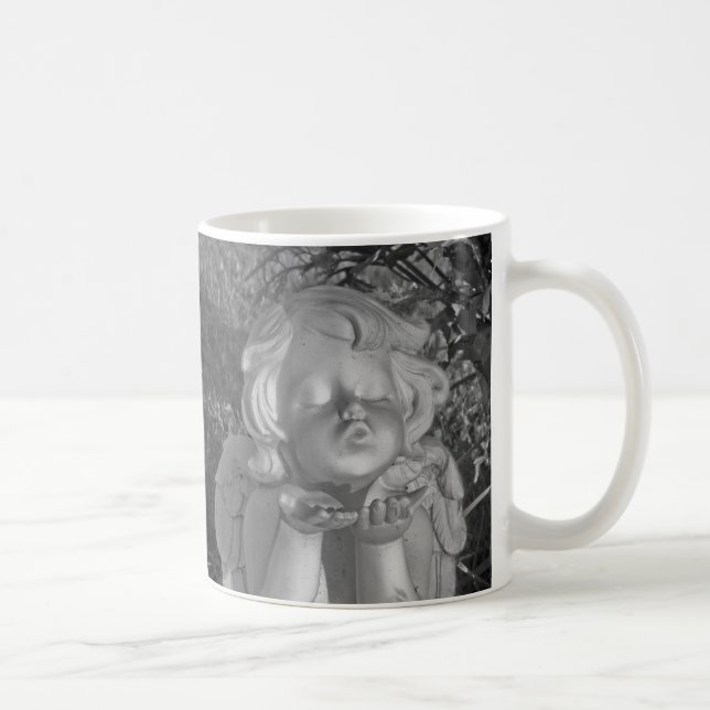 Angel Kiss Mug (Droite)