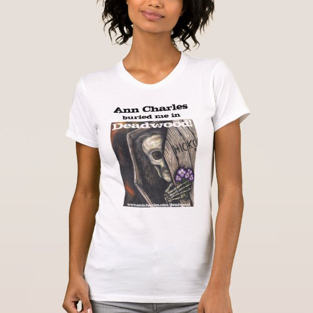Ann Charles enterré dans le T-shirt de bois mort (Devant)