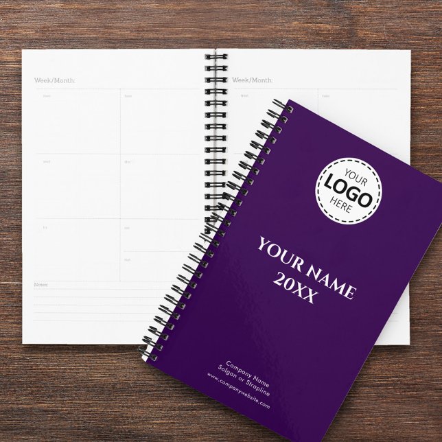 Année personnalisée, logo, texte, journal violet (Créateur téléchargé)