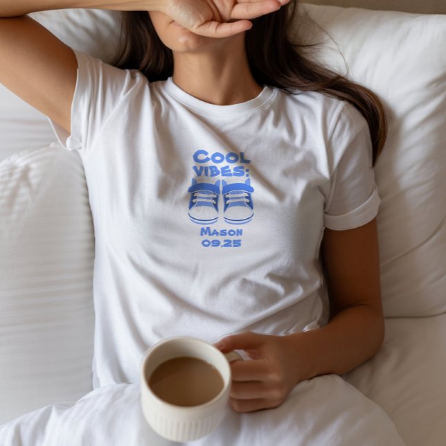 Annonce Baby Booties nom date T-Shirt (Créateur téléchargé)