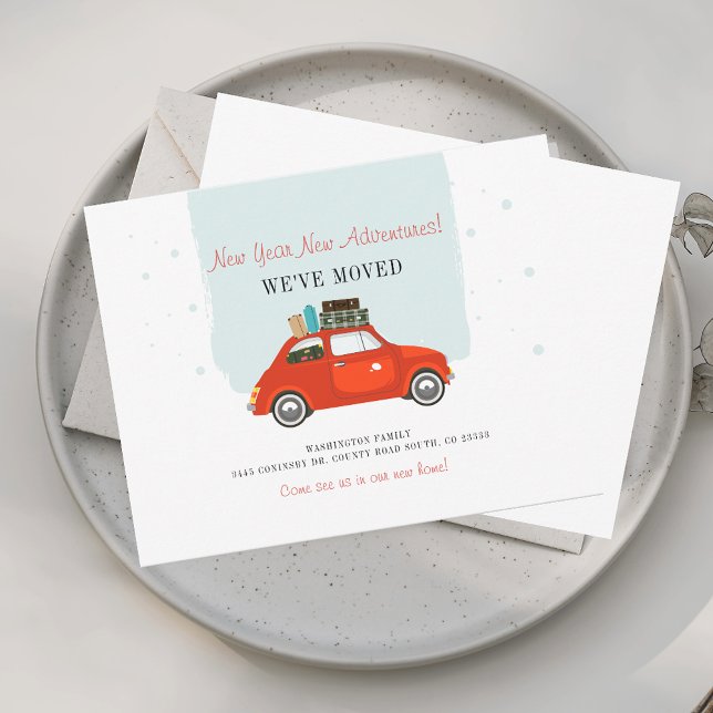 Annonce de déménagement de Noël de voiture rouge d (New Year Moving Announcement with Red Car)