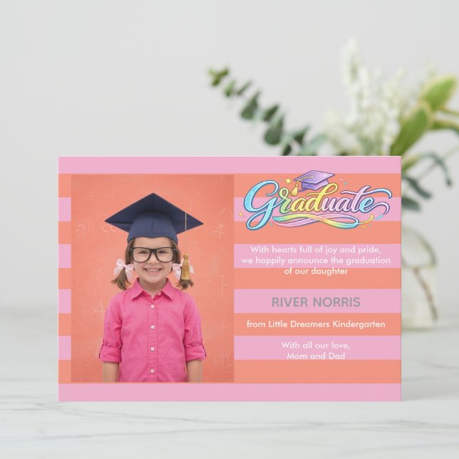 Annonce de remise de diplôme adorable  (Debout devant)
