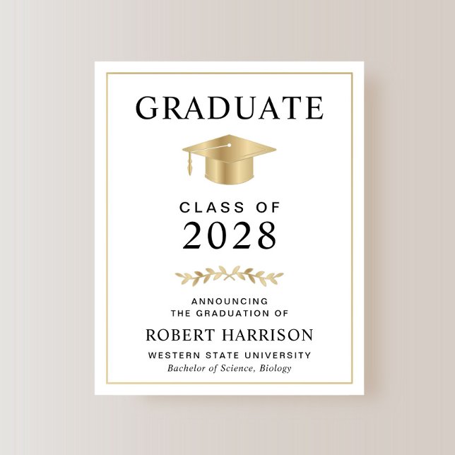 Annonce de remise de diplôme universitaire à petit (An elegant college graduation announcement to celebrate the graduate's achievements)
