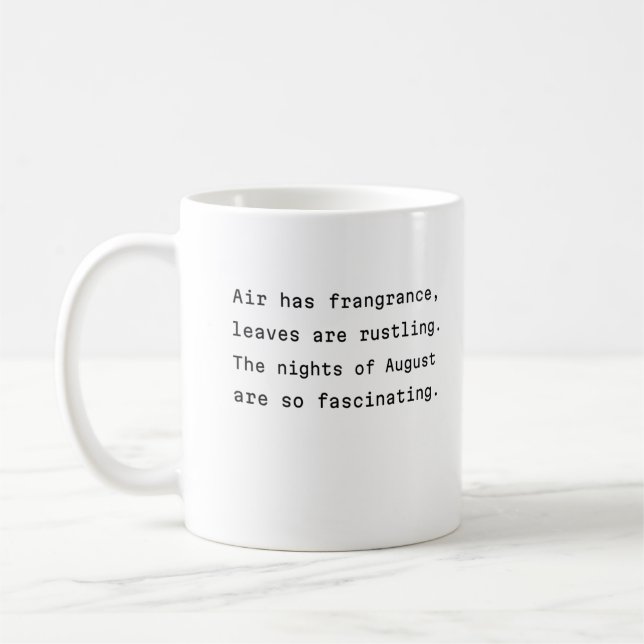 août typographie de tasse de café poétique parfum  (Gauche)