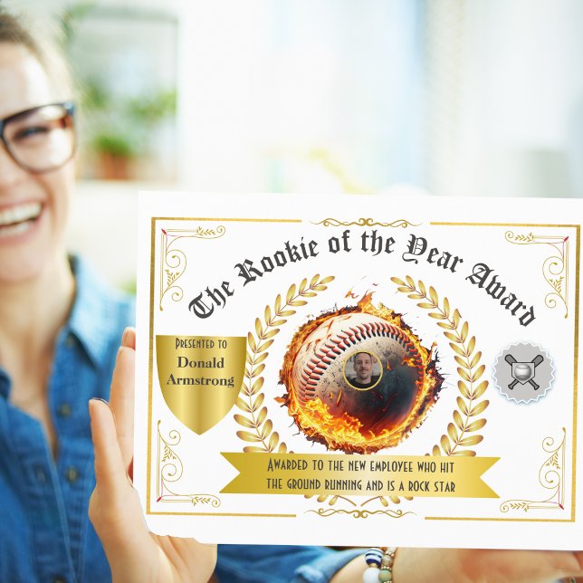 Appréciation amusante de l'employé - Rookie de l'a (Funny employee appreciation awards lift morale and motivate people. )