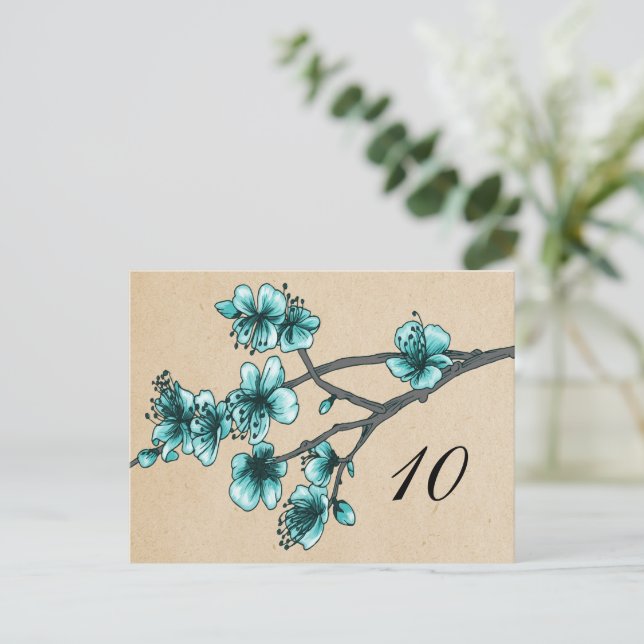 Aqua Vintage Cherry Blossoms Numéro de table Carte (Debout devant)