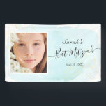 Aquarelle Bleu x or Bannière Bat mitzvah photo<br><div class="desc">Cette bannière photo chic et élégante est ornée d'un arrière - plan blanc aux traits de pinceau bleu turquoise en aquarelle et aux plaques d'or faux. Personnalisez-le selon vos besoins. Vous pouvez trouver d'autres produits correspondants dans mon magasin.</div>