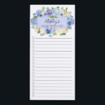 Aquarelle bleue Floral Liste d'achats personnalisé<br><div class="desc">Bac à cocher et doublure design de la liste d'achat du marché avec une armature de fleurs bleu & blanc aquarelle personnalisée avec votre nom.</div>
