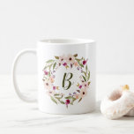 Aquarelle Bohème Floral Wreath Monogramme Mug<br><div class="desc">Tasse d'inspiration bohème avec aquarelle violet et fleurs d'ivoire avec couronne de feuillage. Cette tasse monogramme personnalisable est parfaite pour un cadeau personnalisé ou des faveurs festives.</div>