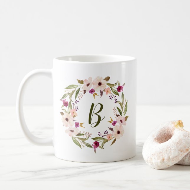 Aquarelle Bohème Floral Wreath Monogramme Mug (Avec donut)