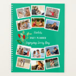 Aquarelle Bud Fleur Rouge Turquoise 12 Photo Colla<br><div class="desc">Personnalisez votre planificateur avec vos photos, nom et texte personnalisé. Ce design modèle est prêt pour vous à ajouter 12 de vos photos préférées au capot avant. Les deux photos du milieu apparaîtront également automatiquement dans une plus grande taille sur le dos. Le design est sur un arrière - plan...</div>