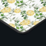 Aquarelle Citron Slices et Motif de verdure<br><div class="desc">Ajoutez un accent ludique et lumineux à votre espace de travail avec ce tapis de bureau aquarelle. Il dispose de tranches de citron aquarelle et de verdure. Ce tapis de bureau citron est parfait comme cadeau.</div>