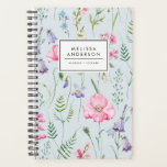 Aquarelle Fleurs délicates Foliage Motif bleu<br><div class="desc">Plannière florale féminine avec motif floral aquarelle rose,  bleu et violet fleurs et verdure. Personnalisez en ajoutant votre nom ou votre courte phrase. Cet élégant planificateur floral sera parfait comme cadeau personnalisé. Des éléments correspondants sont disponibles.</div>