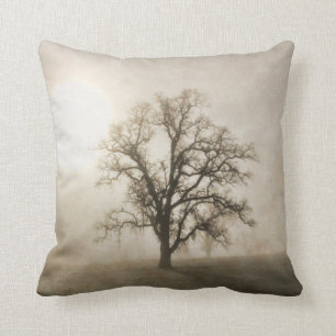 Arbre de chêne dans le Coussin des Beaux-Arts du b
