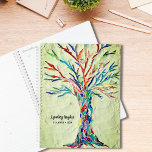 Arbre De Vie Couleurs Arc-En-Ciel Nom Personnalisé<br><div class="desc">Ce planificateur unique est décoré d'une mosaïque Arbre de Vie couleur arc-en-ciel sur un arrière - plan vert pâle. Le design original a été réalisé à l'aide de minuscules morceaux de verre aux couleurs vives. Customisez-le avec votre nom et votre année. Mosaïque originale © Michele Davies.</div>