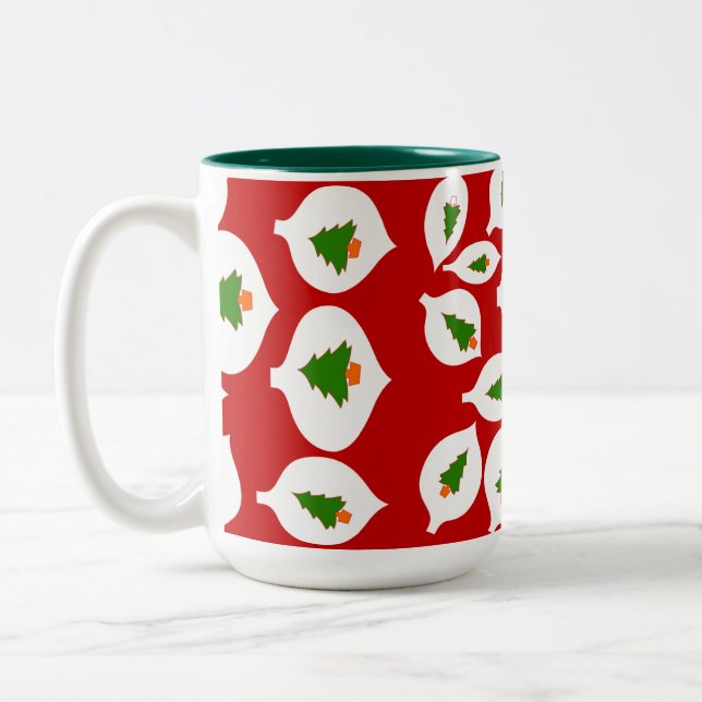 Arbre vert ornement de Noël Mug rouge (Gauche)