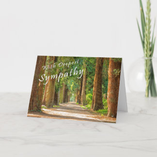 Arbres et chemin chrétiens de carte de sympathie