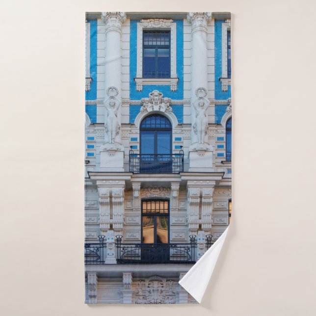 Architecture Art Nouveau en Riga, Lettonie (Serviette de bain)