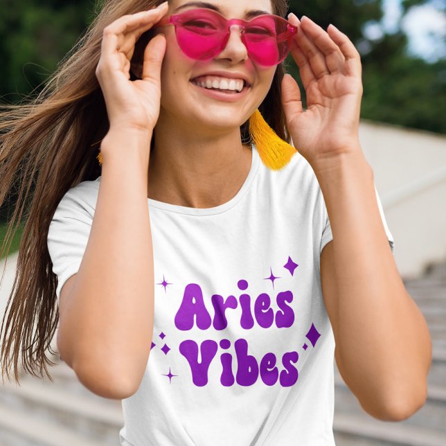 Aries Vibes Zodiac Astrologie Purple Stars T-shirt (Créateur téléchargé)