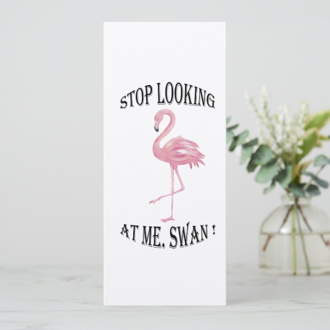 Arrêtez de me regarder Swan (Debout devant)