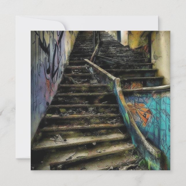 Art urbain sur escalier bâtiment abandonné (Devant)