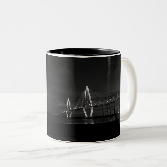 Arthur Ravenel Night Pano Grayscale Café Mug (Devant droit)