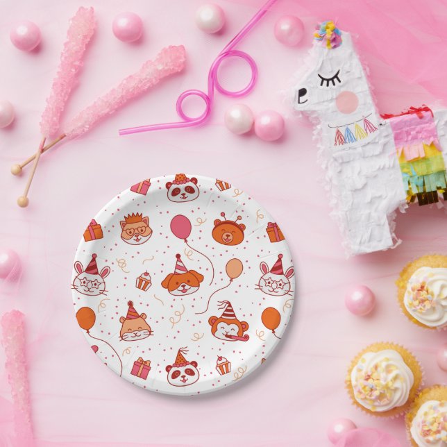 Assiette de fête d'animaux de fête mignons heureux (Fête)