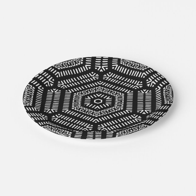 Assiette en papier Mudcloth moderne noir et blanc (Angle)