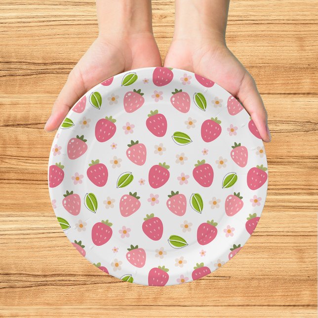 Assiette en papier rose fraise pour l'anniversaire (Créateur téléchargé)
