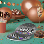 Assiettes En Carton 2027 Odometer New Years Party<br><div class="desc">* HAPPY NEW YEAR 2027! * Fun party hats and confetti to celebrate the New Year. * Several sizes to choose from, round or square plate options. * You can personalize by changing the size of the design. * Change the text message (choose font style, color, size and placement of...</div>