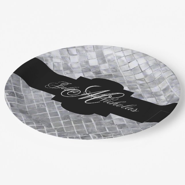 Assiettes En Carton 25e anniversaire Monogrammed Black & Silver (Angle)