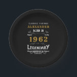 Assiettes En Carton 60th Birthday 1962 Ajouter le nom Legendary Black<br><div class="desc">Personnalisé ajouter votre nom plaque de papier d'anniversaire. Modifiez le nom et l'année avec le modèle fourni. Une merveilleuse plaque d'anniversaire noire personnalisée. Plus de cadeaux et de fournitures de fête disponibles avec le design "légendaire" dans le magasin.</div>