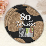 Assiettes En Carton 80 et Fabulous Gold Parties scintillant 2 Photo 80<br><div class="desc">80 et Fabulous Gold Parties scintillant 2 Photo 80th Birthday Party plaques papier. Parties scintillant en or Faux en noir avec 2 photos - vous pouvez utiliser une vieille et une nouvelle photo. Ajoutez votre nom et votre âge et fabriquez de grandes assiettes élégantes pour la célébration du jalon.</div>