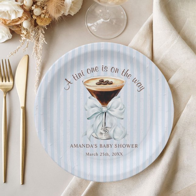Assiettes En Carton A tini One is on the Way Baby Shower  (Espresso Martini Baby shower Paper plate)