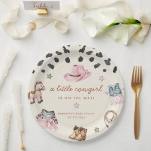 Assiettes En Carton Adorable petite fille est en chemin fille baby sho