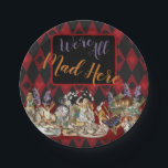 Assiettes En Carton Alice Aventures avec le Chat de Cheshire Fou du Pa<br><div class="desc">Ce nouveau design coloré est basé sur les dessins classiques originaux des Aventures d'Alice au Pays des Merveilles, datant des années 1800, montrant la folle fête du thé avec Alice, le Chapelier Fou, le Chat de Cheshire et le Lapin Blanc ainsi que divers personnages originaux. Tiré des Aventures d'Alice au...</div>