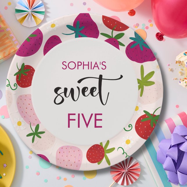 Assiettes En Carton Anniversaire de enfant de fraise sucrée (Créateur téléchargé)