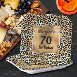 Assiettes En Carton Anniversaire du Poster de animal léopard<br><div class="desc">Design de fausse feuille d'or chic sur un motif empreinte de léopard élégant et N'IMPORTE QUEL ÂGE anniversaire sur ces élégantes plaques de papier carré. invitations et autres articles dans notre magasin.</div>