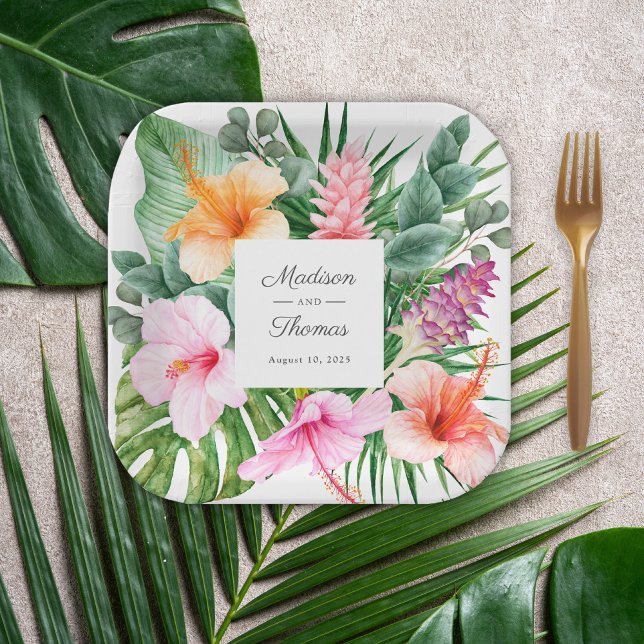 Assiettes En Carton Aquarelle tropicale luxuriante florale avec des no (A tropical paper plate design to celebrate the bride and groom.)