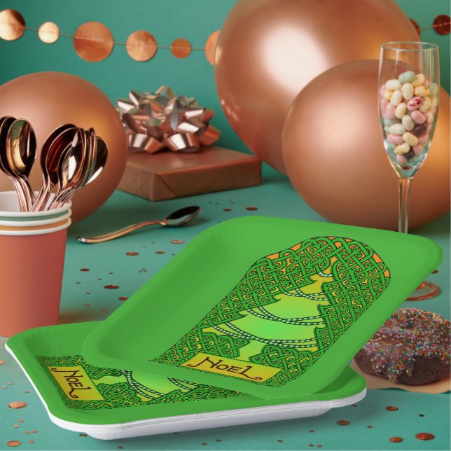 Assiettes En Carton Arbre de Noël celtique (Multi)