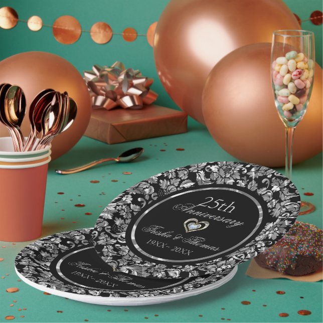Assiettes En Carton Argent métallique et Damas noir 25e anniversaire (Multi)