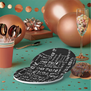 Assiettes En Carton Au-dessus de la colline