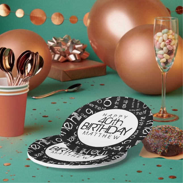 Assiettes En Carton Au-dessus de la colline âge personnalisé et nom pe (Multi)