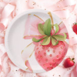 Assiettes En Carton Baby shower aux fraises Coquette<br><div class="desc">Les Plaques de papier Baby shower Coquette Strawberry sont un mélange de charme et d’élégance qui rend parfaitement hommage à l’arrivée d’une petite fille. Le design présente une étonnante aquarelle illustrant des fraises rouges mûres, leurs teintes vibrantes symbolisant la douceur des nouveaux débuts. Un arc rose délicat apporte une touche...</div>