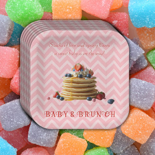 Assiettes En Carton Baby shower de crêpes de fraise rose pour bébé et 