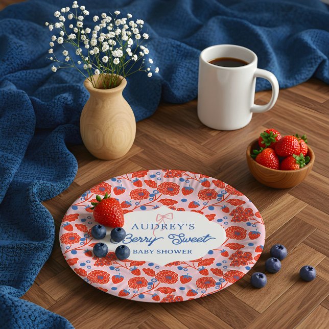 Assiettes En Carton Baby shower mignet aux fraises sucrées (Cute Berry Sweet Strawberry Blueberry Baby Shower Paper Plates)