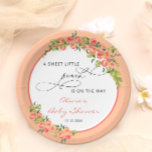 Assiettes En Carton Baby shower moderne Sweet Little Peach<br><div class="desc">Entrez dans la douce anticipation de l'arrivée d'un petit avec notre design! Le design se déroule dans un cadre délicat orné de luxueux pêches à l'aquarelle, créant une bordure pittoresque qui symbolise la joie à venir. Derrière le cadre, l'arrière - plan est baignée dans la couleur tendance Peach, ajoutant une...</div>